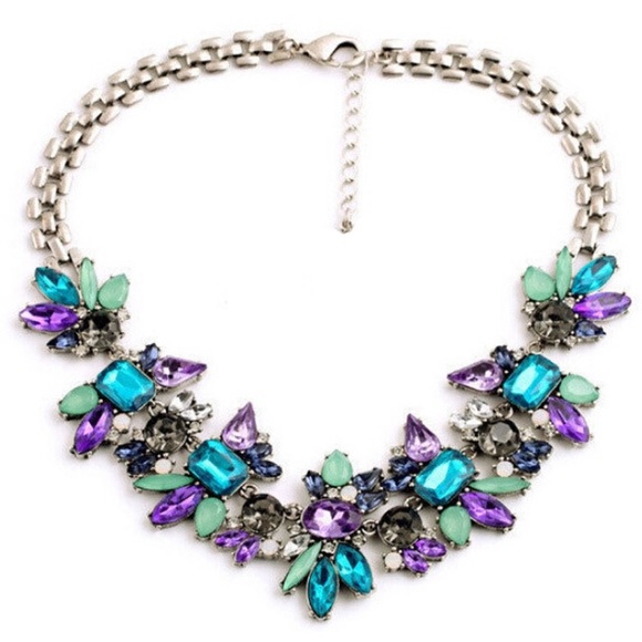 NEW!๐๐๐GORGEOUS! STATEMENT NECKLACE!๐๐๐LOVE! - Picture 3 of 8